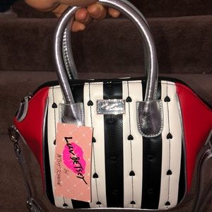 Betsey Johnson mini satchel red LBQUINN 🖤